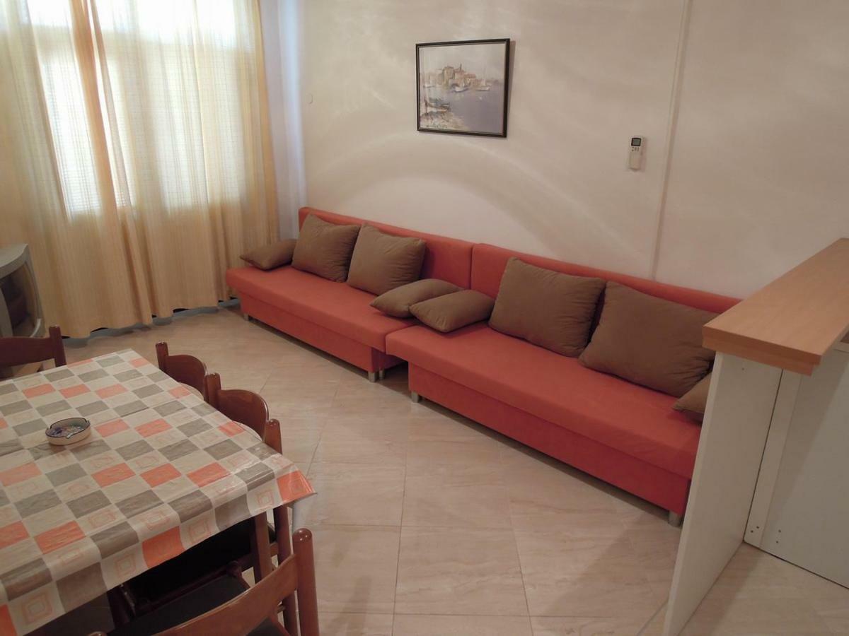 Apartmani R&B Radalj Makarska Exterior foto
