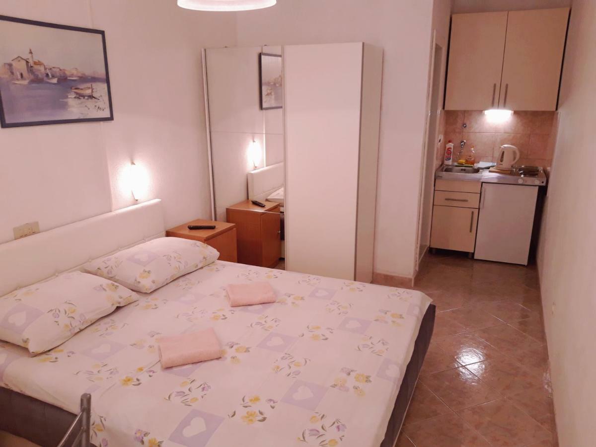 Apartmani R&B Radalj Makarska Exterior foto